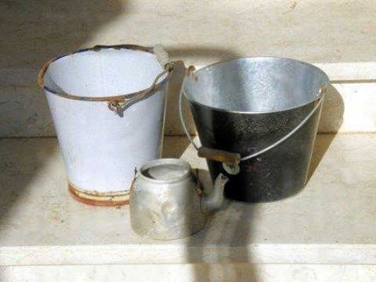 קומקום וזוג הורים