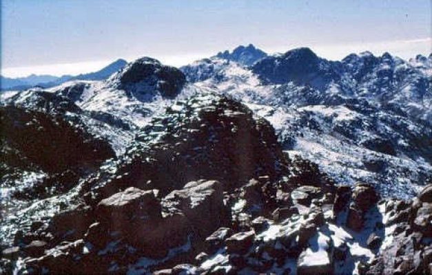 שלג על הרי סיני 1974