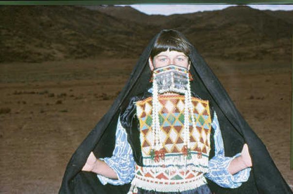 חרמונה עם נוקבה 1974