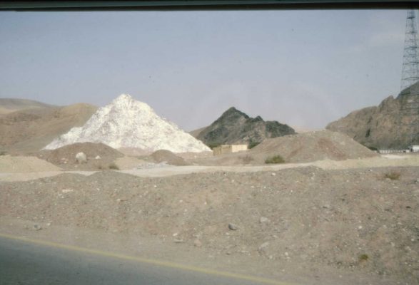 הר שחור והר לבן, נצבעו על ידי המצרים. 1993