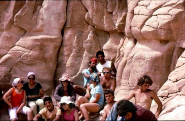 קב' שיטה ליד המנורה בואדי חג'אג'. 1974