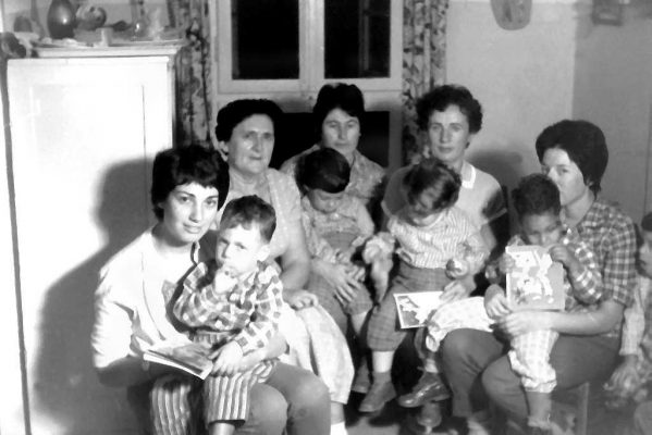 101-1414-PICT1414 מסיבה בפעוטון של יובל