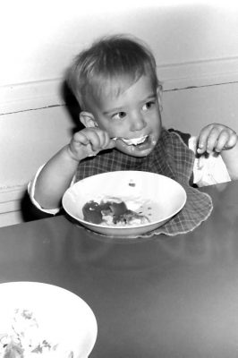 11-7913-PICT0003 דני ארז 1973 - עותק