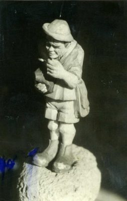 1470857