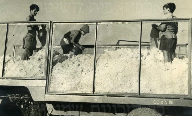 1498740