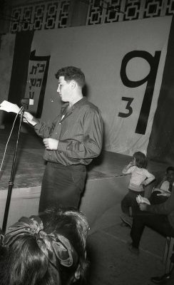 1527186